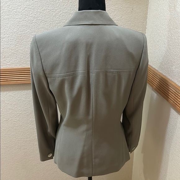 Atrium Collection Elegant Sage Green Button Down Blazer Size 4 - Picture 6 of 9